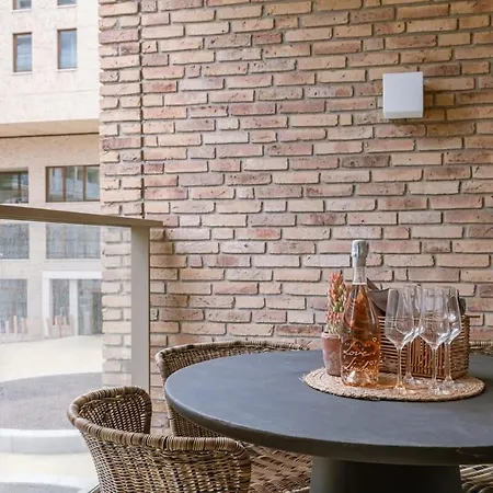 Appartement Huswell - Beautiful & Warm With Terrace In